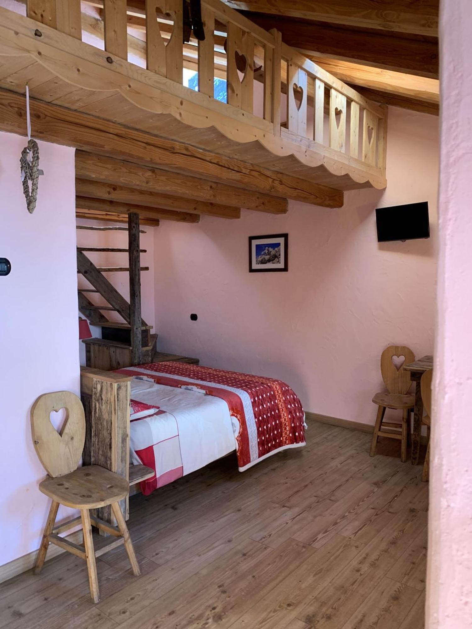 La Ferme Du Grand Paradis Cogne Oda fotoğraf